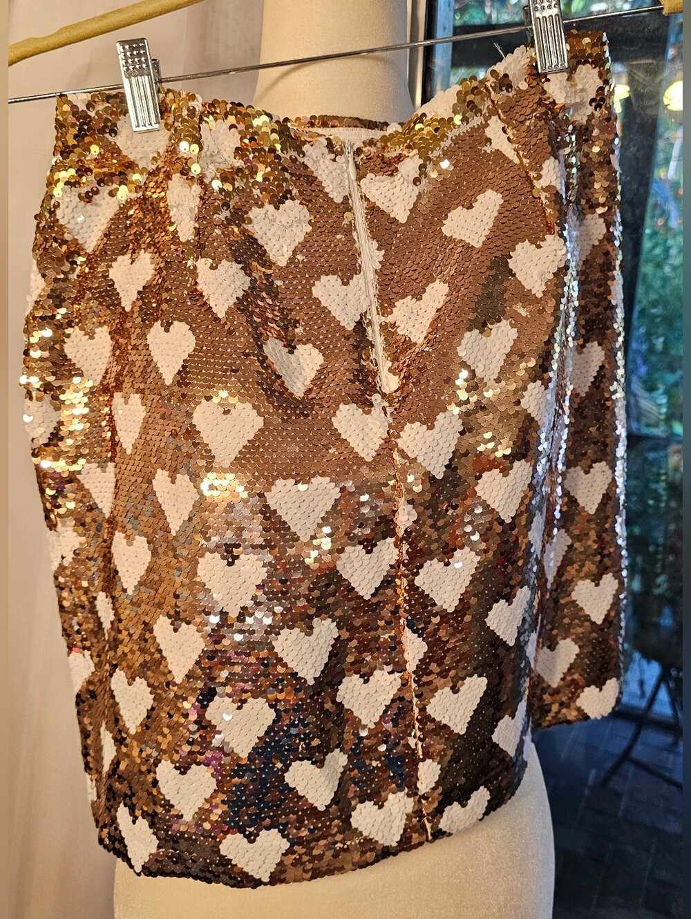 Idem Ditto NWT Gold White Heart Sequin Mini Skirt Size S - Picture 3 of 5
